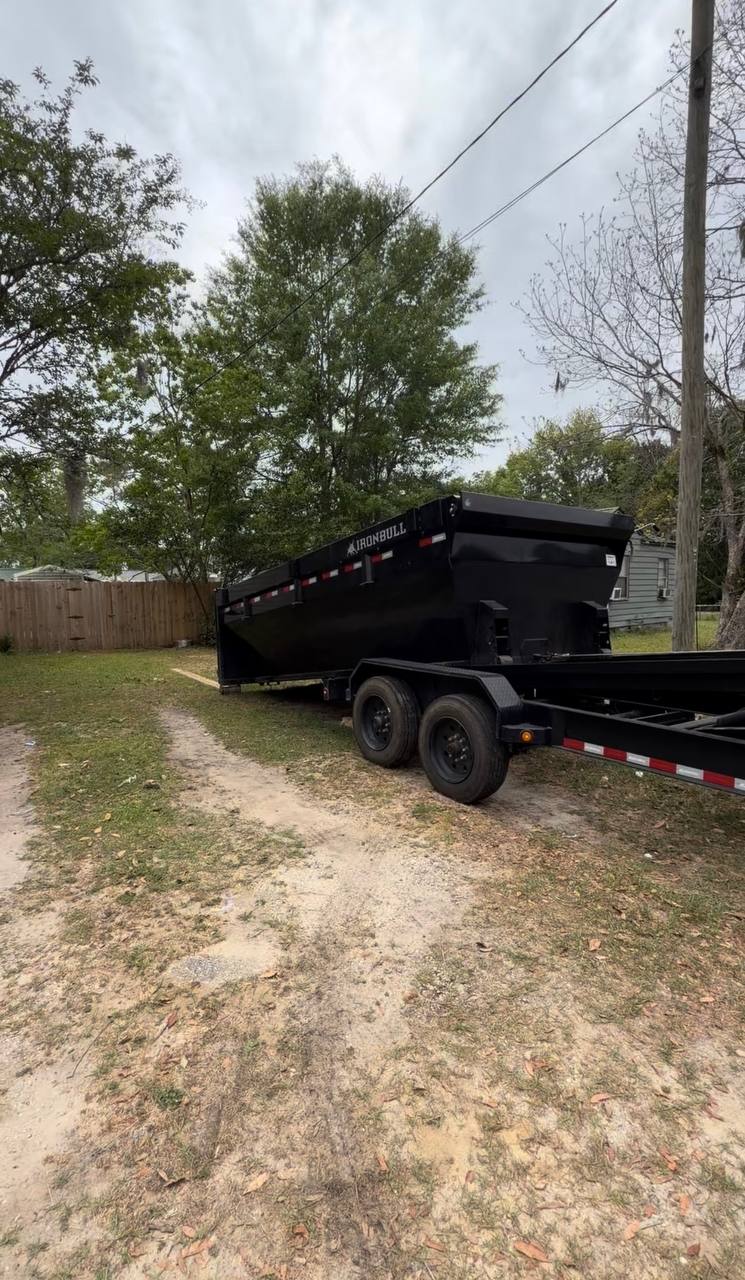 Rapid Roll-Offs dumpster equipment
